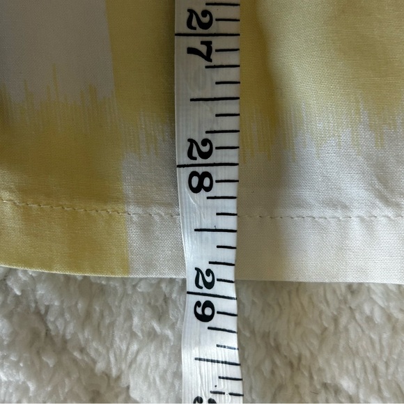 Levi’s The Sunset Camp Men’s Yellow and White Button Down Shirt Size Medium - Picture 5 of 7